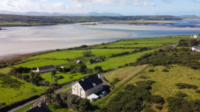 Luxurious 5 bedroomed home with sea view close to beach